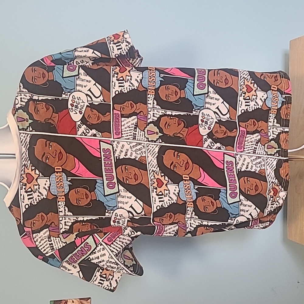 Ladie's Shirt - Picture 3 of 8